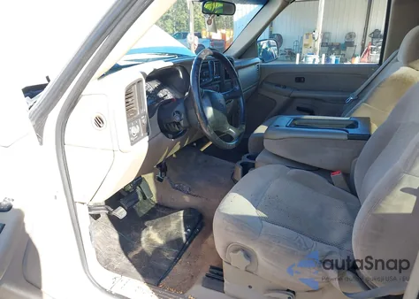 2002 Chevrolet Silverado 1500 Ls z USA, uszkodzony, nr VIN 2GCEC19T421254608